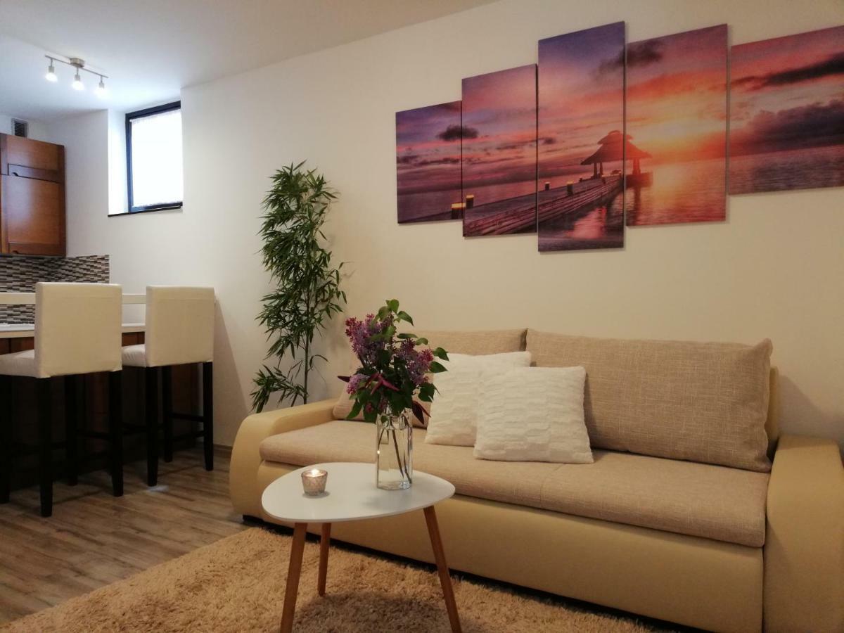 Nokturno Apartment, Self Check-In ポレッチ エクステリア 写真