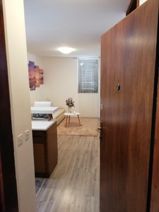 Nokturno Apartment, Self Check-In ポレッチ エクステリア 写真