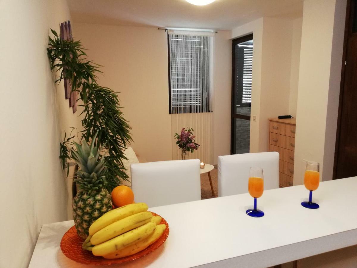 Nokturno Apartment, Self Check-In ポレッチ エクステリア 写真