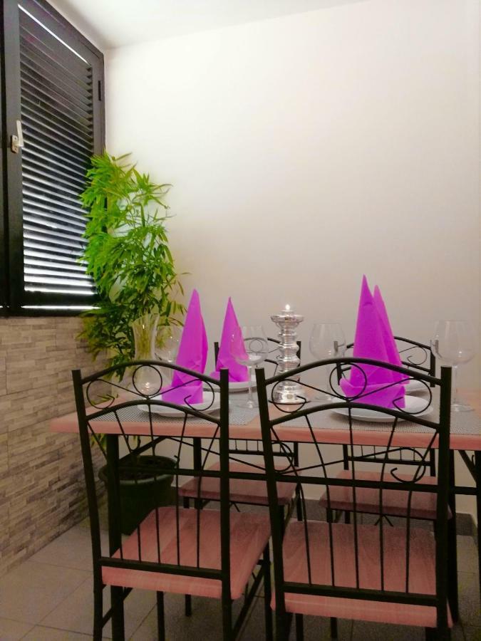 Nokturno Apartment, Self Check-In ポレッチ エクステリア 写真